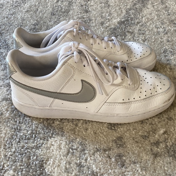 Womens Nike Court Vision Low Women’s Shoes - Picture 9 of 16